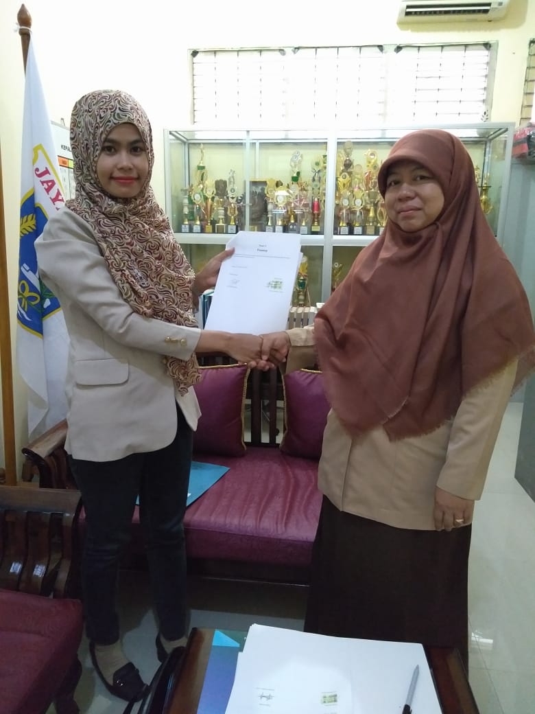  Penandatanganan MOU Imamatek dengan Kepala sekolah SMK Islam Wijaya Kusuma