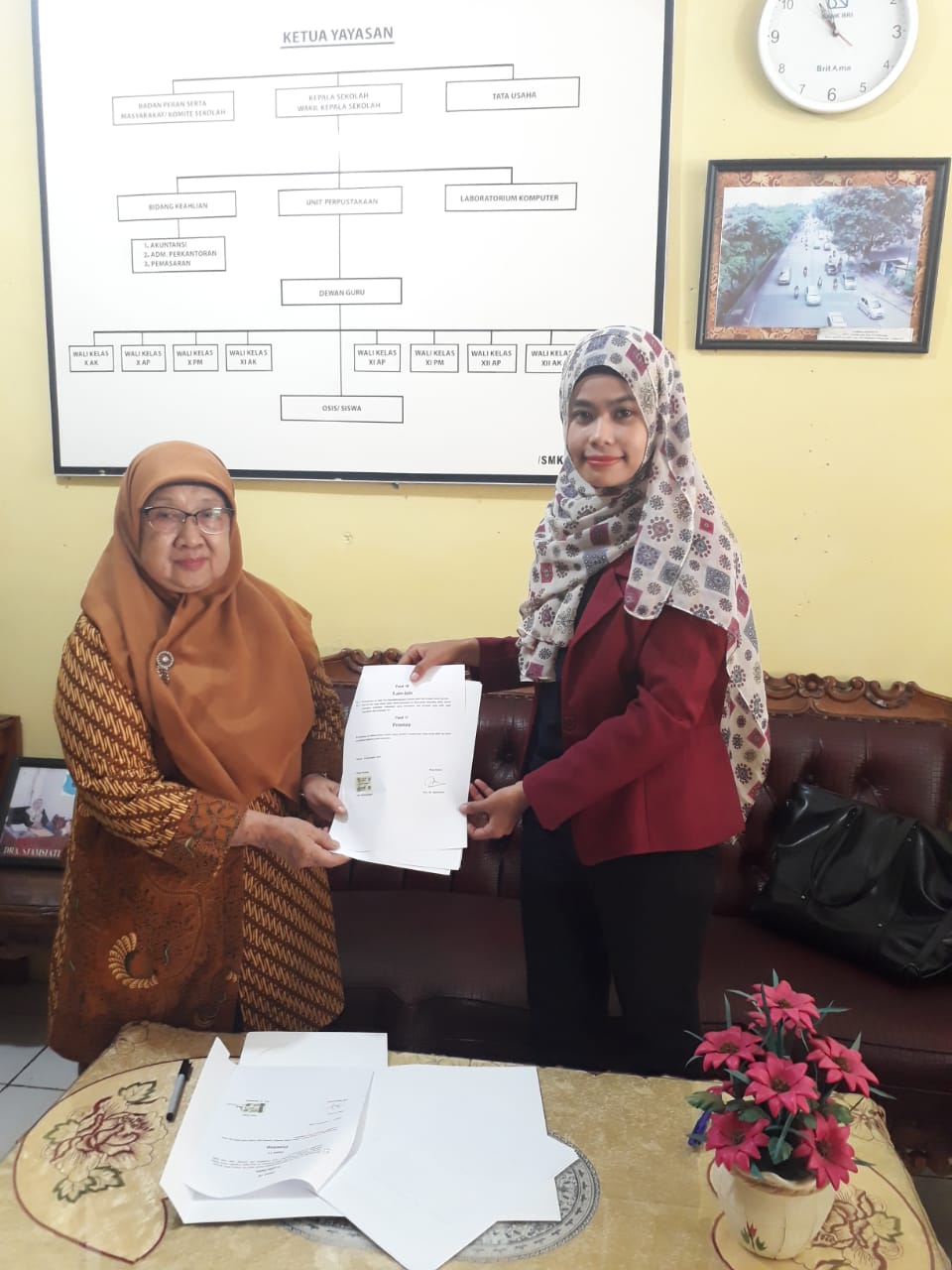  Penandatanganan MOU Imamatek dengan Kepala sekolah SMK Islam YPS